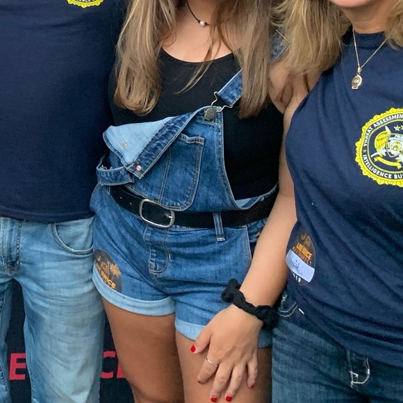 HP🛍 Old Navy Denim Overalls - Picture 9 of 9